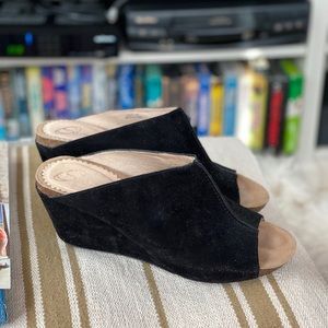 ❌[SOLD]❌ LIGHTLY WORN - Black open toe/slip leather shoes